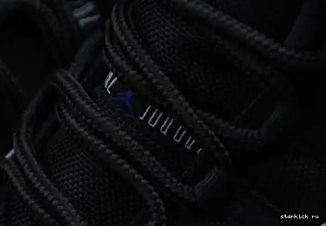 378037-003 378037-003 (2016) Space Jordan Jam 11  Retro 0425